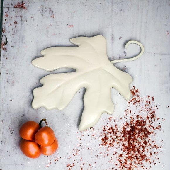 Ceramic White Leaves - Set of 4 - Fall Decor - Harvest Table - Picture 8 of 9